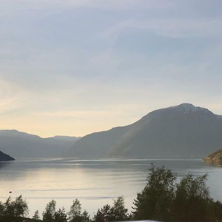 Hardangerpark AS Hotel Kinsarvik Eksteriør billede